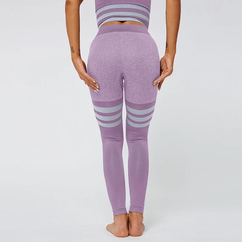 NWT Seamless Sexy Leggings. - Picture 3 of 13